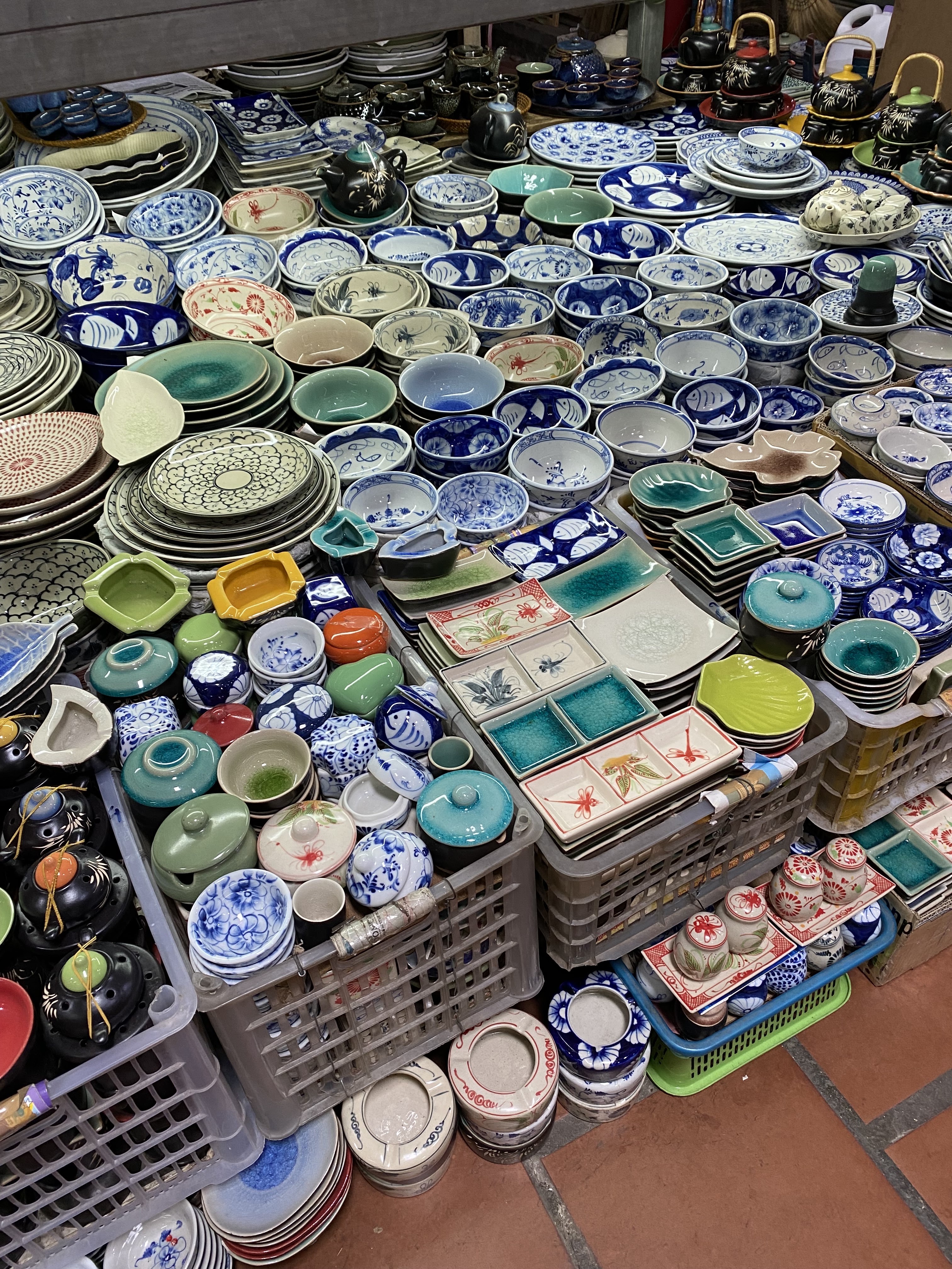 Market crowd